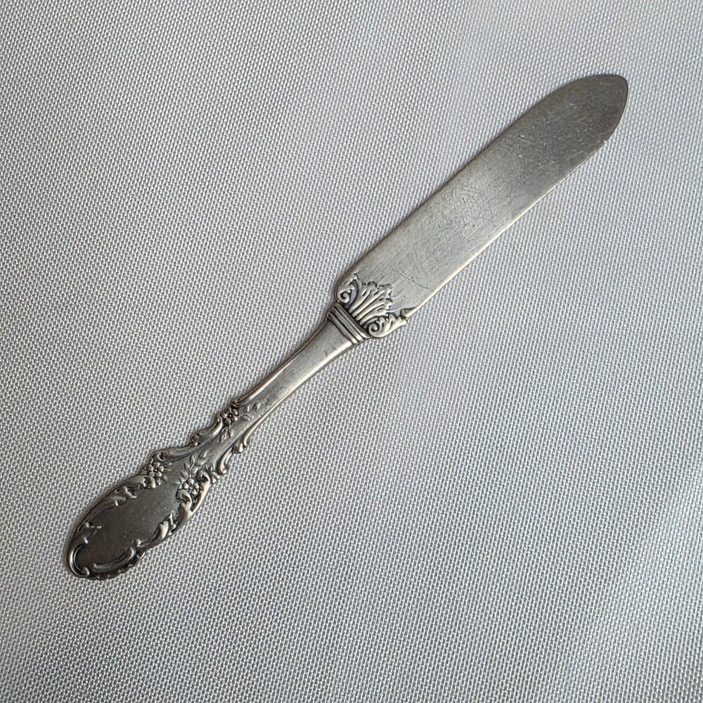 1892 Frank Whiting ORLEANS Sterling Silver Flat Handle Butter Spreader Knif 14g